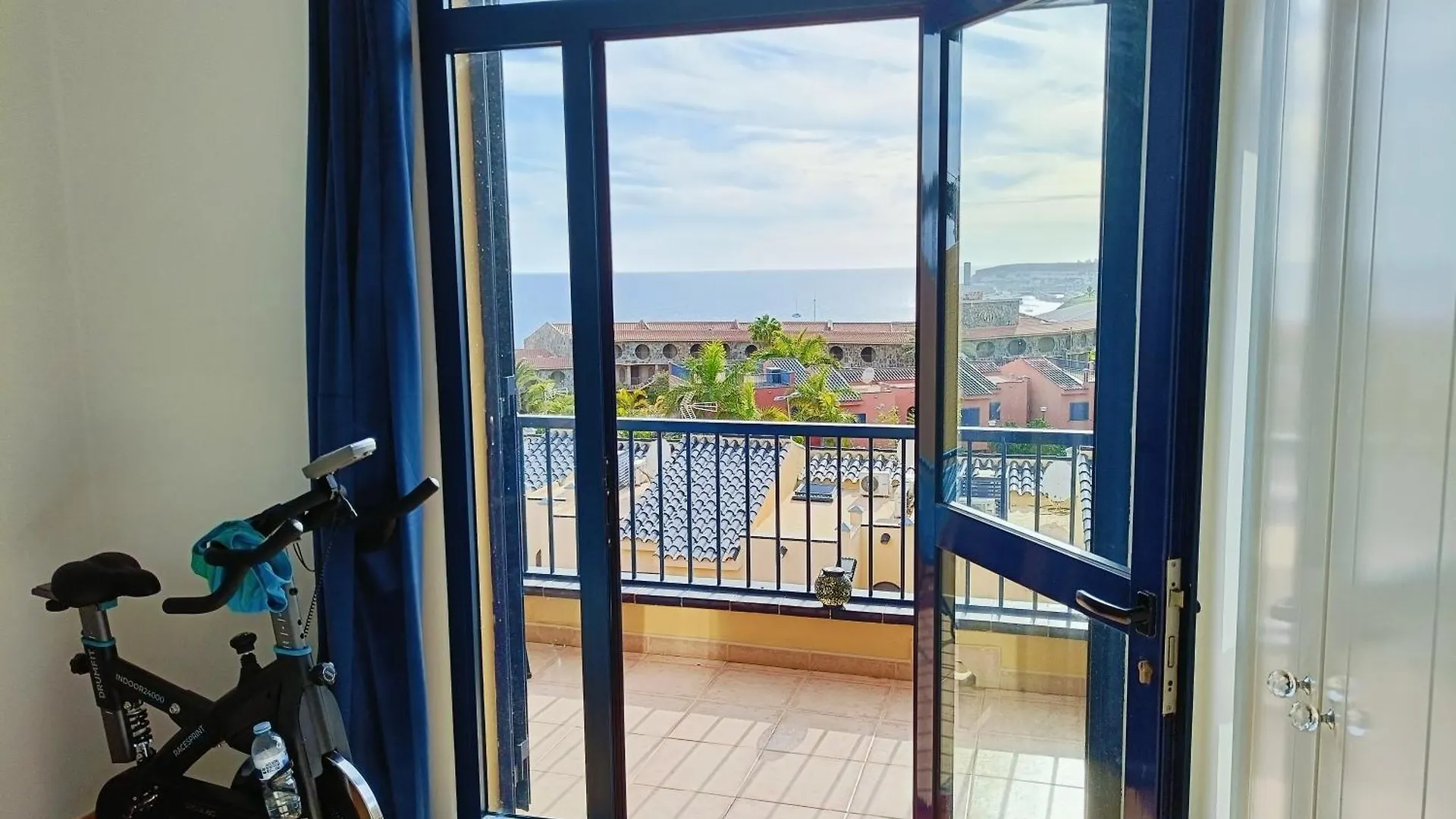 Willa Luxury House With Sea View, Hottub & Pool San Bartolomé